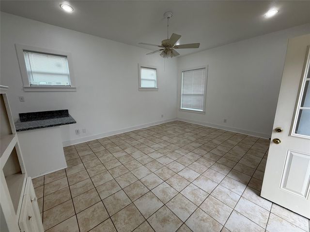 5201 Leeland Street B, Houston, TX 77023