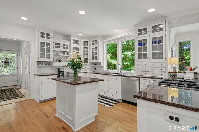 974 Black Rock Turnpike, Easton, CT 06612