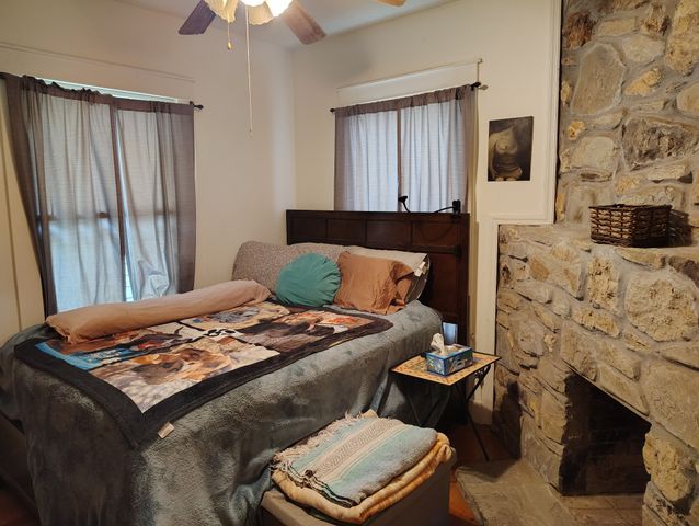 700 Red Boiling Springs Rd, Lafayette, TN 37083