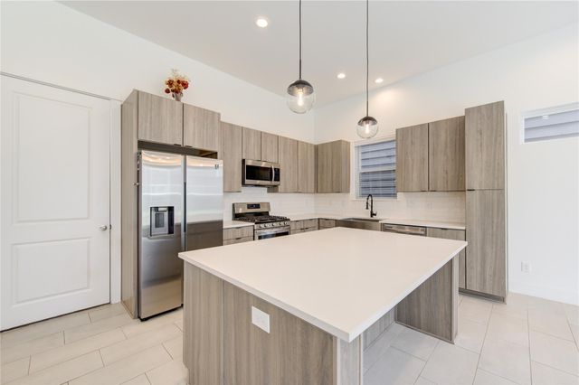 564 Janisch Road, Houston, TX 77018