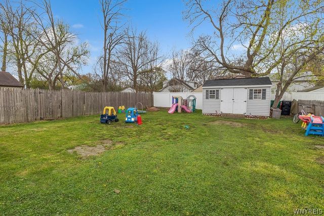 828 93rd Street, Niagara Falls, NY 14304