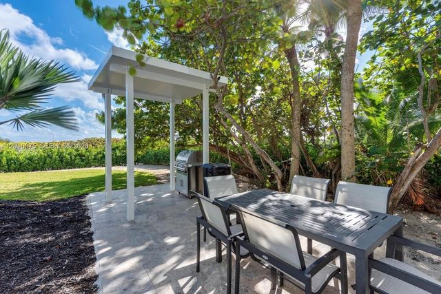 8925 Collins Ave 12D, Surfside, FL 33154
