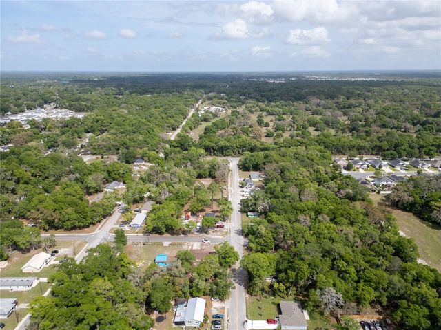 E HUBBARD AVENUE, Deland, FL 32724