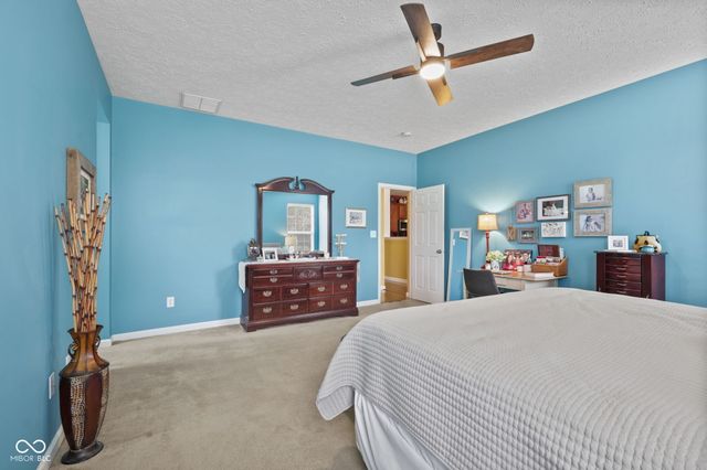 1381 Brookway Drive, Avon, IN 46123