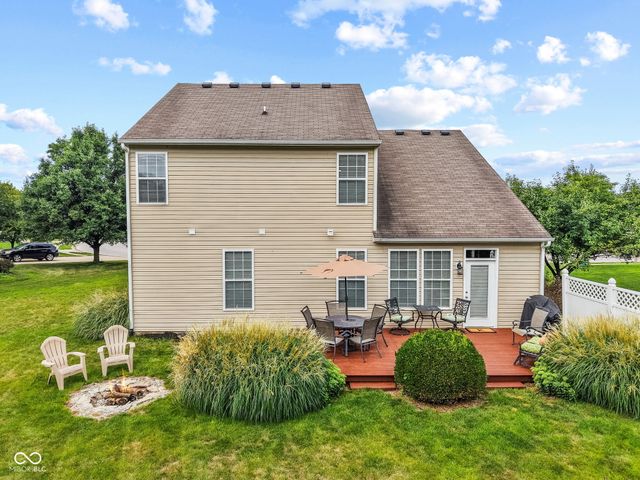 1381 Brookway Drive, Avon, IN 46123