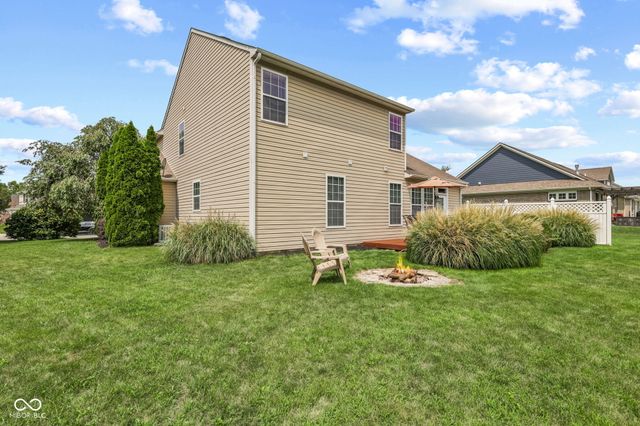 1381 Brookway Drive, Avon, IN 46123