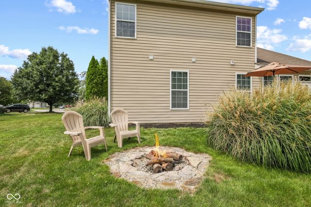 1381 Brookway Drive, Avon, IN 46123