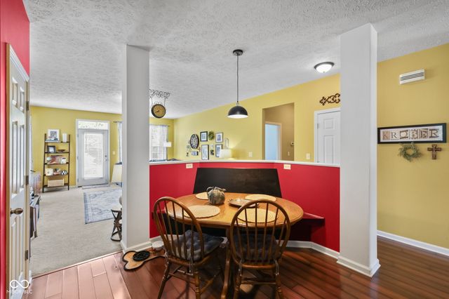 1381 Brookway Drive, Avon, IN 46123
