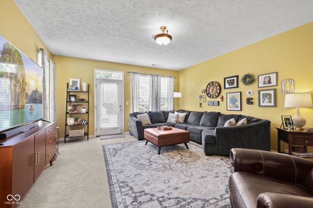 1381 Brookway Drive, Avon, IN 46123