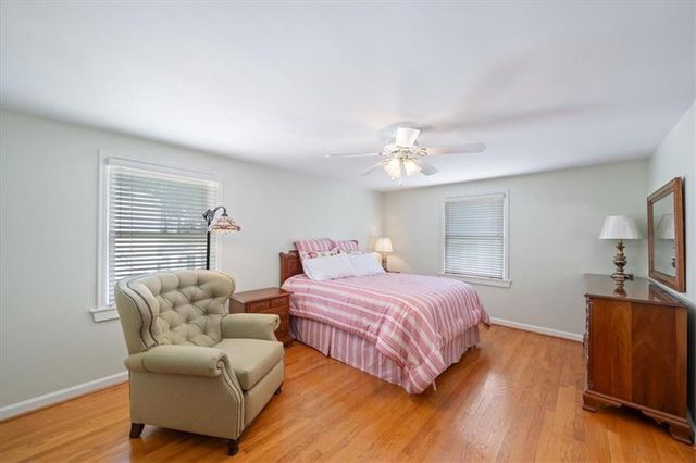 1215 Arno Road, Kansas City, MO 64113