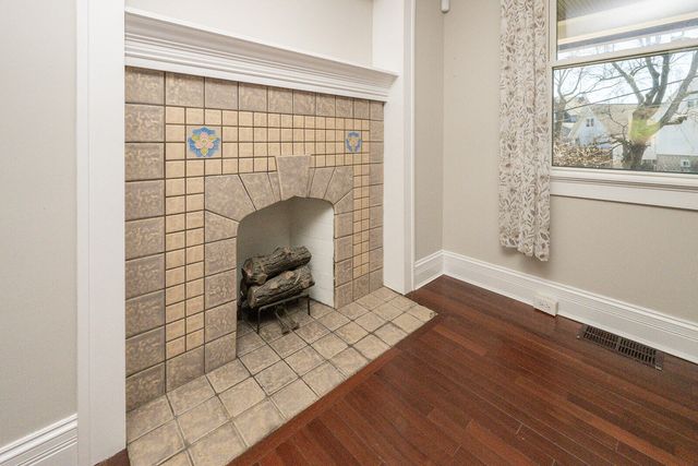 11 Tower Hill Road, Fort Thomas, KY 41075