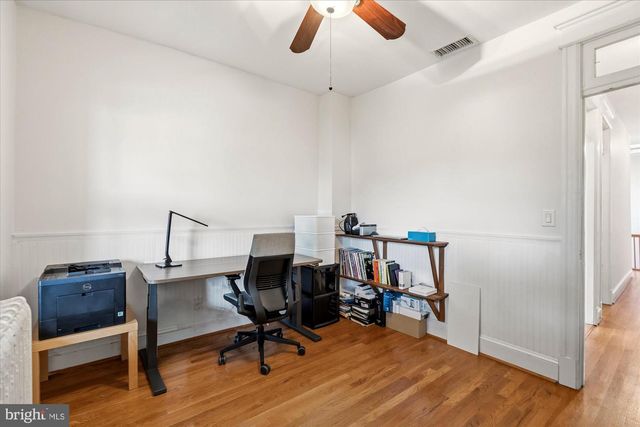 1032 KENYON ST NW, Washington, DC 20010
