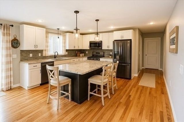4A Aldrich Street, Belchertown, MA 01007