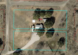 601 E Austin Ave, Llano, TX 78643