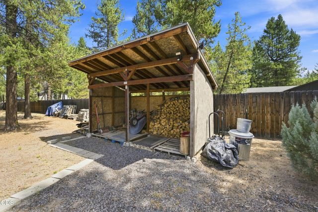 16108 Leona Lane, La Pine, OR 97739