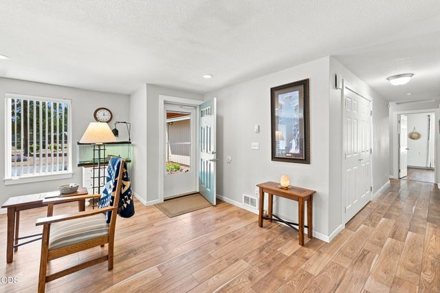 16108 Leona Lane, La Pine, OR 97739