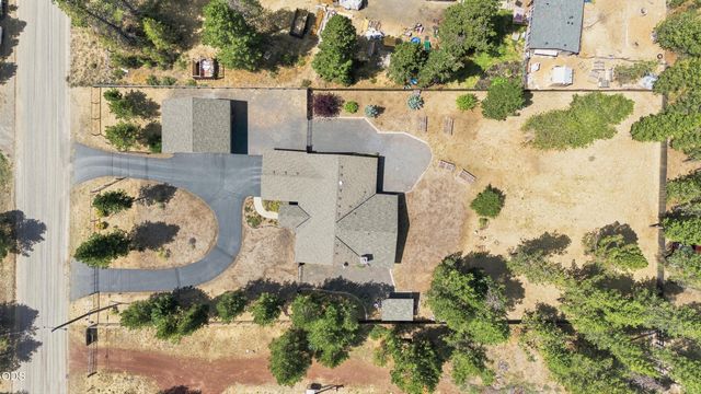 16108 Leona Lane, La Pine, OR 97739