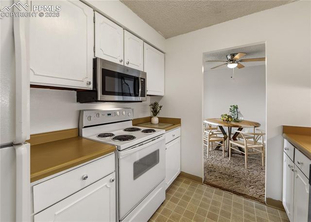 411 Lakewood Circle C904, Colorado Springs, CO 80910