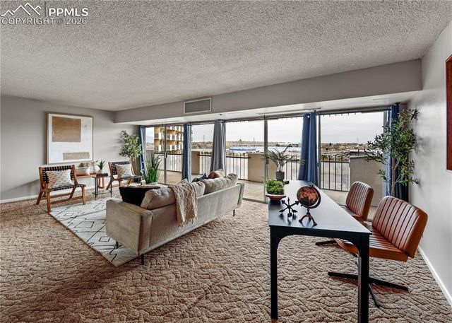 411 Lakewood Circle C904, Colorado Springs, CO 80910