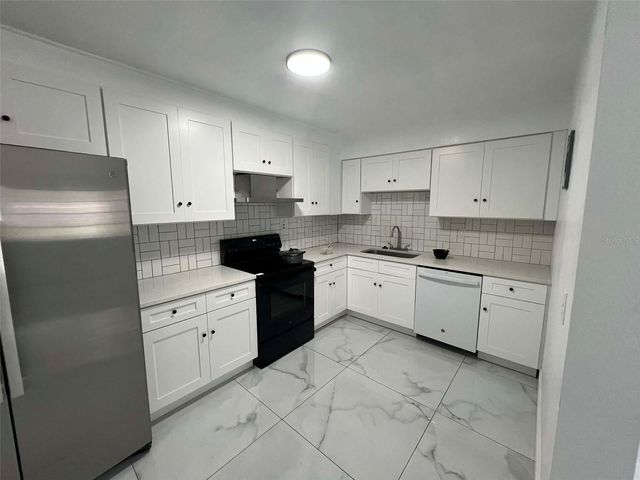 1601 CROOMS AVENUE, Orlando, FL 32805