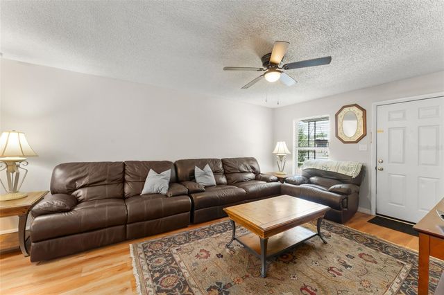 2710 W COUNTY ROAD 44, Eustis, FL 32726