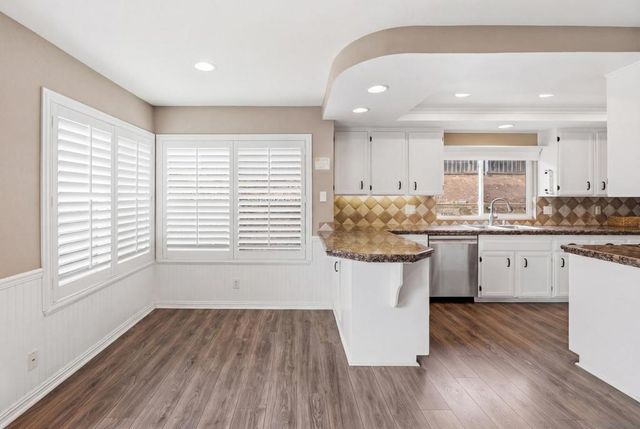 956 Mariposa Place, Escondido, CA 92026