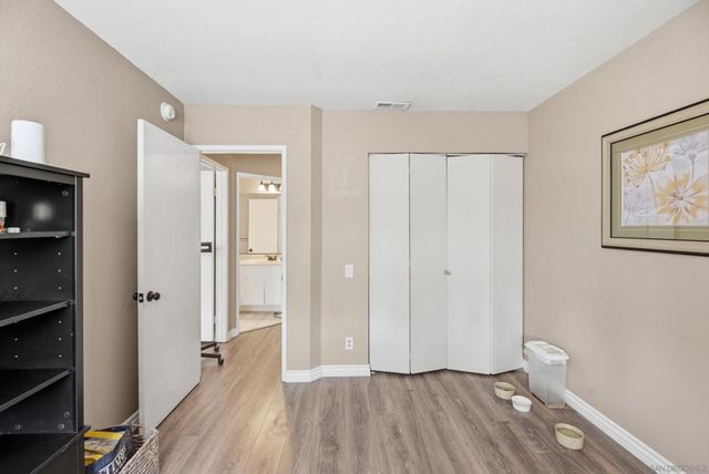 956 Mariposa Place, Escondido, CA 92026