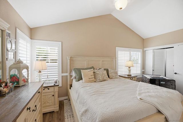 956 Mariposa Place, Escondido, CA 92026