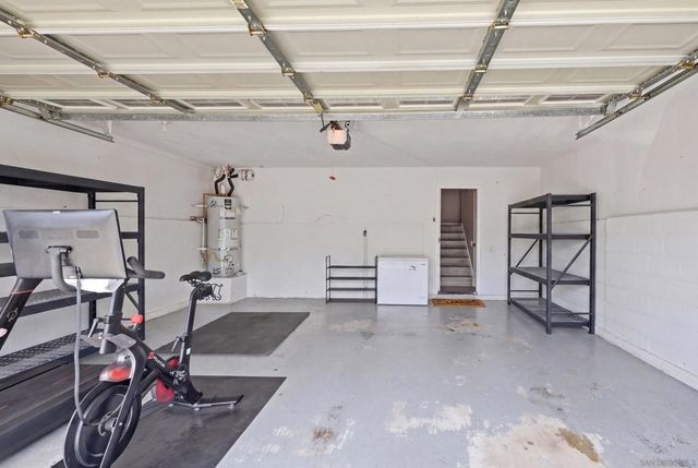 956 Mariposa Place, Escondido, CA 92026