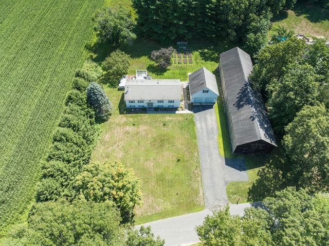 96 Straits Rd, Hatfield, MA 01038