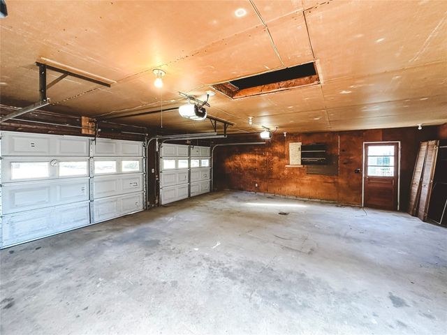 364 LYNNHAVEN Drive, Saegertown, PA 16433