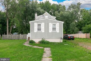 1116 MARTIN AVE, Cherry Hill, NJ 08002