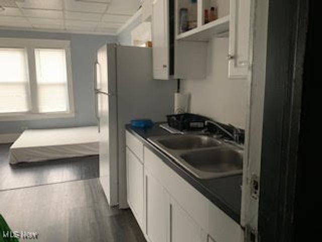 3454 E 76th Street, Cleveland, OH 44127