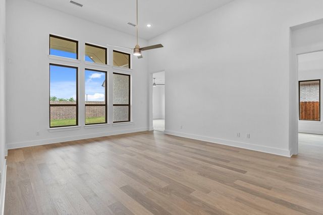 1132 Hitching Post Way, Oak Point, TX 75068