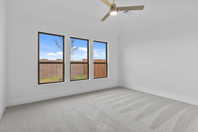 1132 Hitching Post Way, Oak Point, TX 75068