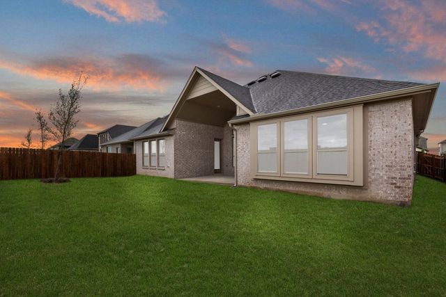 1132 Hitching Post Way, Oak Point, TX 75068
