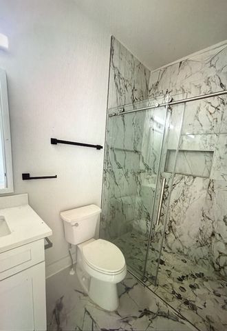 1813B Hermosa St, Nashville, TN 37208