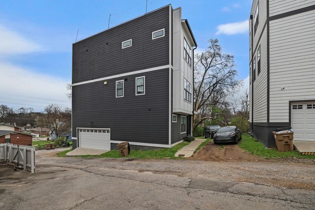 1813B Hermosa St, Nashville, TN 37208