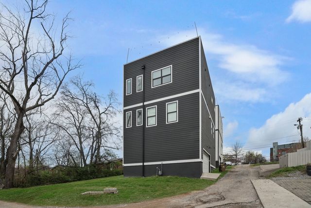 1813B Hermosa St, Nashville, TN 37208