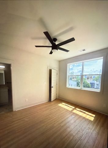 1813B Hermosa St, Nashville, TN 37208