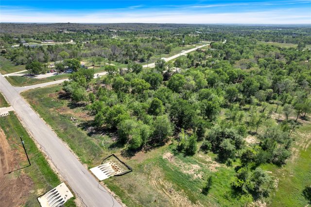 114 Empire ST, Elgin, TX 78621