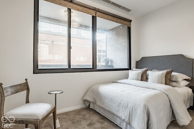 225 N New Jersey Street 27, Indianapolis, IN 46204