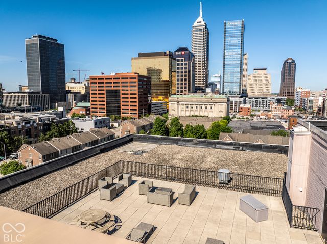 225 N New Jersey Street 27, Indianapolis, IN 46204