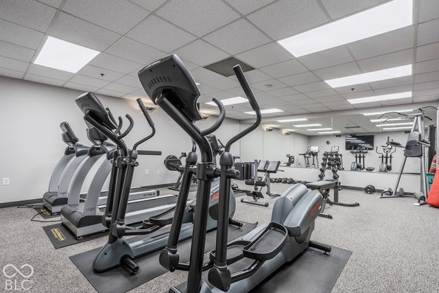 225 N New Jersey Street 27, Indianapolis, IN 46204