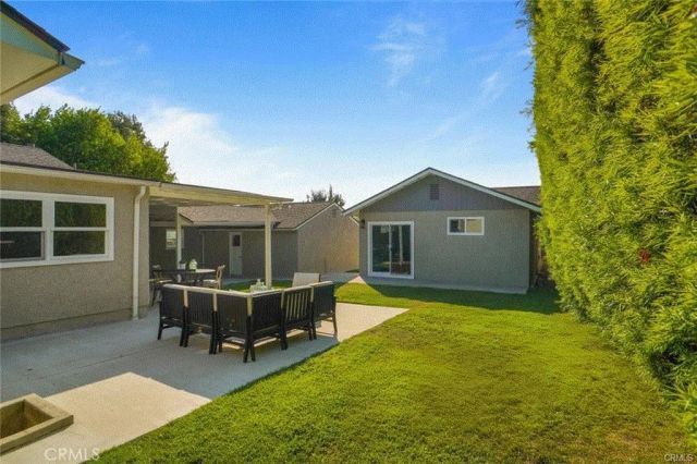 505 Cambridge Drive, Burbank, CA 91504
