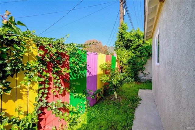 505 Cambridge Drive, Burbank, CA 91504