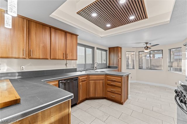 4629 Victoria Beach Way, Las Vegas, NV 89130