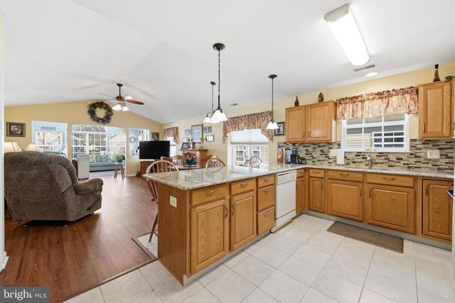 531 RIVIERA DR, Williamstown, NJ 08094