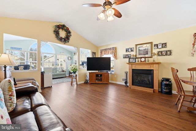 531 RIVIERA DR, Williamstown, NJ 08094