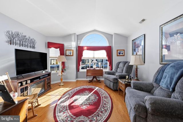 531 RIVIERA DR, Williamstown, NJ 08094